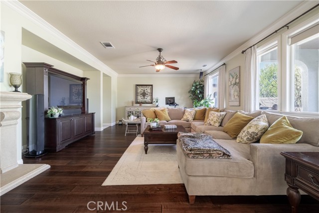Detail Gallery Image 17 of 63 For 2589 N Promontory, Orange,  CA 92867 - 5 Beds | 3/1 Baths