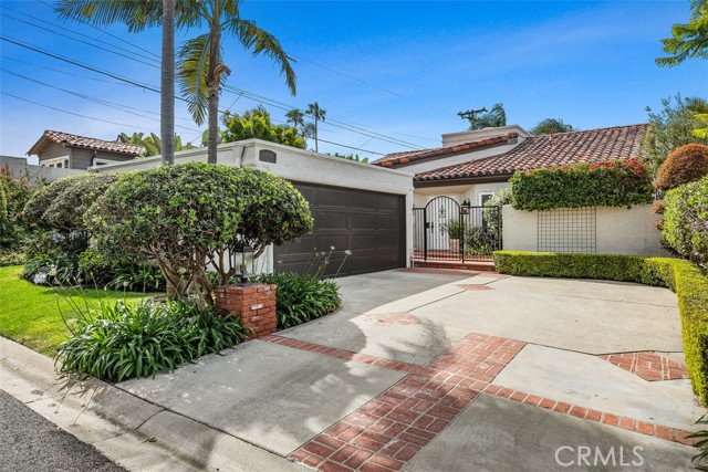 Front Image Thumbnail for CROC26087967