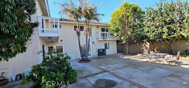 9715 Raven Circle, Fountain Valley CA: https://media.crmls.org/medias/877c83c4-9416-437e-b636-563980cd55a9.jpg