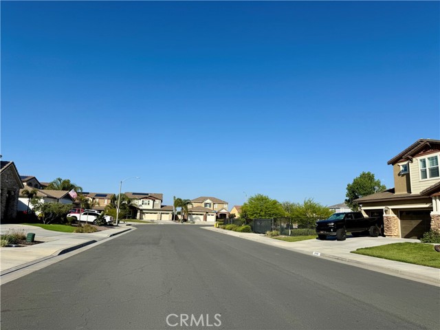 Detail Gallery Image 24 of 27 For 29157 Edgewood Dr, Lake Elsinore,  CA 92530 - 3 Beds | 2 Baths