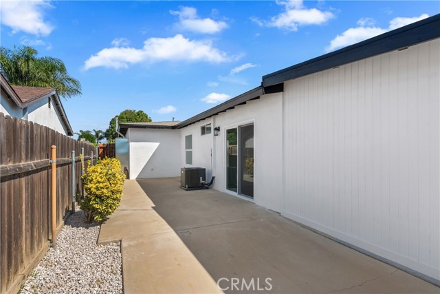 4755 Gettysburg Avenue, Chino CA: https://media.crmls.org/medias/877d30f1-eb9f-41d0-941f-523b4f773b3a.jpg