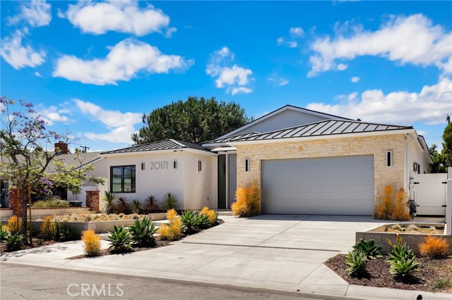 Detail Gallery Image 3 of 68 For 20171 Bayview Ave, Newport Beach,  CA 92660 - 4 Beds | 3 Baths