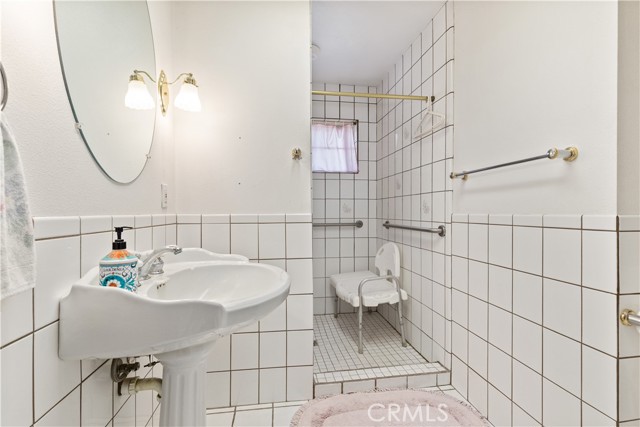 Detail Gallery Image 16 of 50 For 5335 Monterey, Paso Robles,  CA 93446 - 3 Beds | 3 Baths