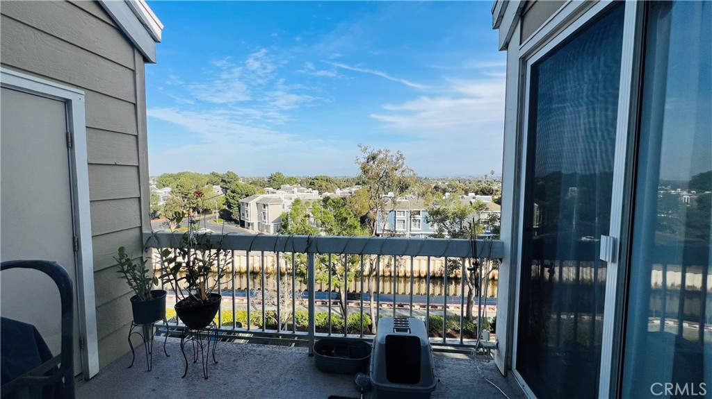 877f04e2 2bcc 4067 A817 F61e38f96131