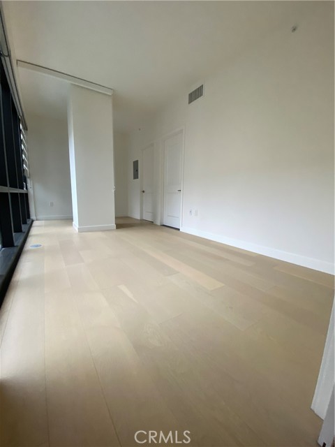 Detail Gallery Image 6 of 26 For 400 S Broadway #1014,  Los Angeles,  CA 90013 - 1 Beds | 1 Baths