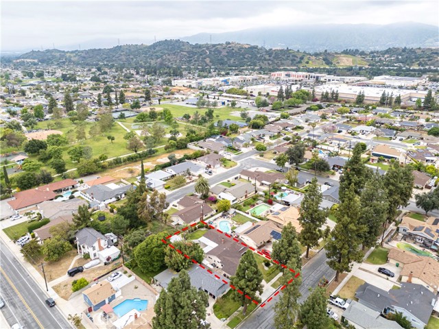 415 N Rennell Avenue, San Dimas CA: https://media.crmls.org/medias/877f5405-f883-4194-9802-6cc974b51c8d.jpg