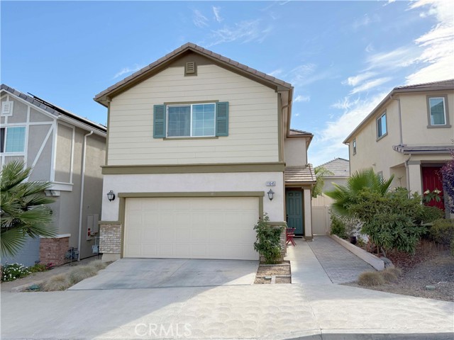 Detail Gallery Image 1 of 22 For 11645 N Delft Ln, Sylmar,  CA 91342 - 3 Beds | 3 Baths