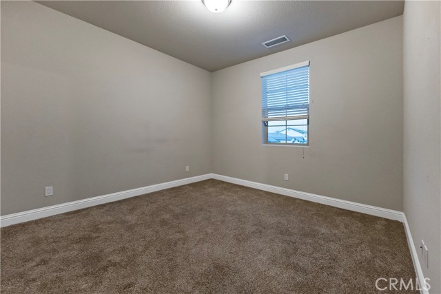 Detail Gallery Image 17 of 28 For 11473 N via Campagna Dr, Fresno,  CA 93730 - 5 Beds | 3/1 Baths
