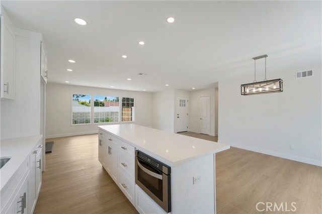Detail Gallery Image 14 of 25 For 14101 Charloma Dr, Tustin,  CA 92780 - 4 Beds | 2 Baths