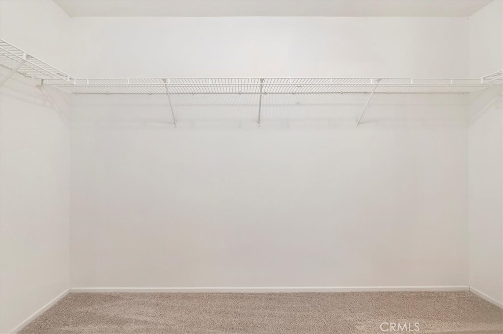 https://media.crmls.org/medias/878142cd-9492-4e5d-b98d-99589b886f64.jpg?preset=X-Large