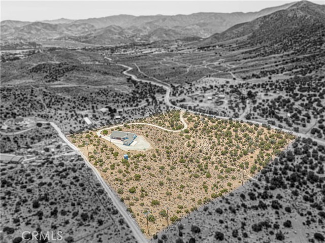 5329 Hubbard Road, Acton CA: https://media.crmls.org/medias/87818dd1-4101-4e61-be92-506eb20820a3.jpg