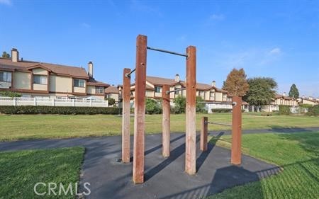 Detail Gallery Image 9 of 11 For 8939 Gallatin Rd #80,  Pico Rivera,  CA 90660 - 3 Beds | 2/1 Baths