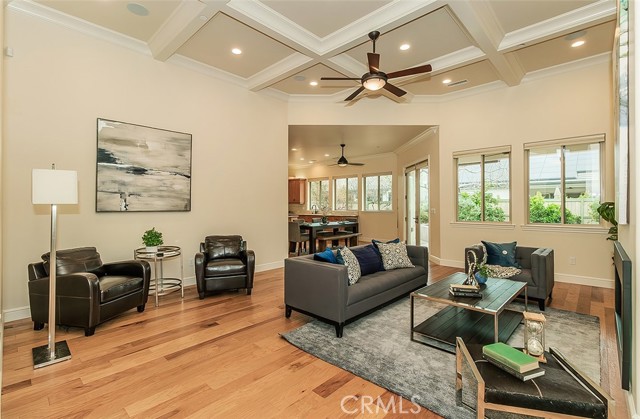 1562 N Empire Lane, Clovis CA: https://media.crmls.org/medias/878389f6-9924-4602-8ac1-597b35132d76.jpg