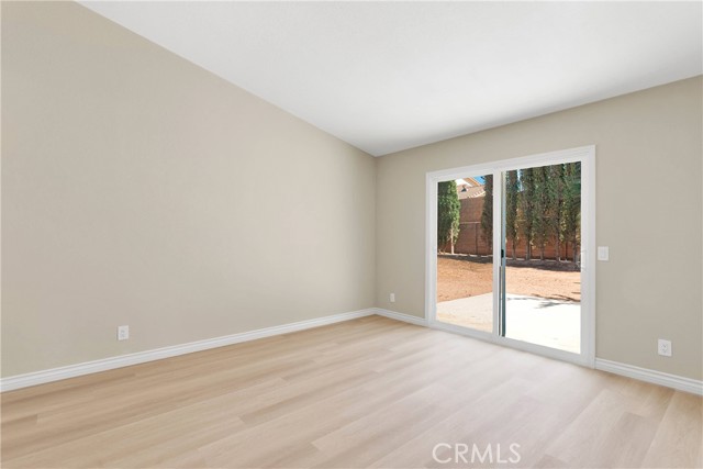 14463 Birchwood Drive, Hesperia CA: https://media.crmls.org/medias/8783f98c-057d-4301-ac3a-195d874319bf.jpg