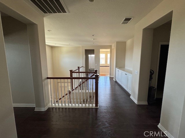 Detail Gallery Image 33 of 53 For 16034 Skyridge Dr, Riverside,  CA 92509 - 4 Beds | 4 Baths