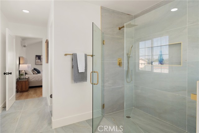 5732 Hillcrest Drive, Los Angeles CA: https://media.crmls.org/medias/8784eaf6-0c00-423e-a4b2-dd725fdc53d9.jpg