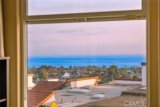 3736 Calle Casino, San Clemente CA: https://media.crmls.org/medias/8785cdfb-01a5-45fa-bfc4-c291970d1f6d.jpg