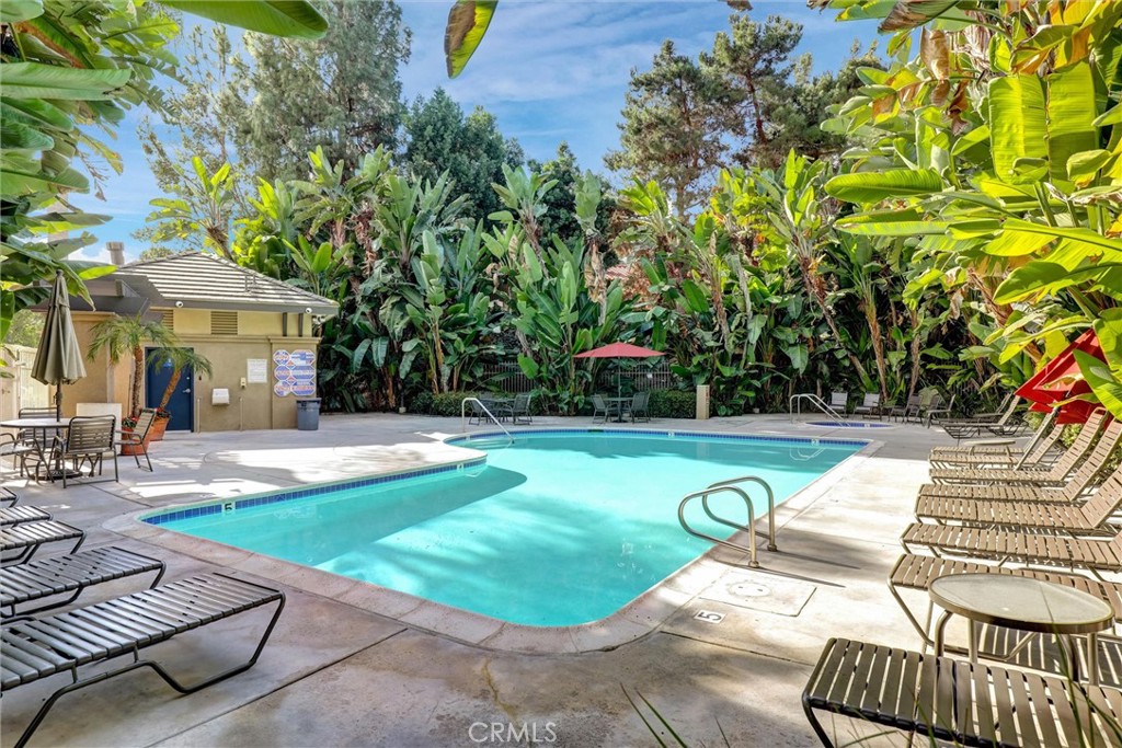 MLS #OC25258718 image #16