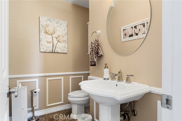 919 Venus Way, Crestline, CA 92325