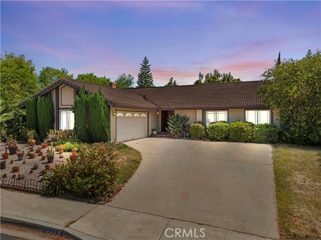 Detail Gallery Image 1 of 1 For 2860 Birchcreek Pl, Thousand Oaks,  CA 91360 - 4 Beds | 2 Baths