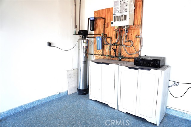 2615 Temple Hills Drive, Laguna Beach CA: https://media.crmls.org/medias/87869fda-406c-42df-8258-000aca896008.jpg