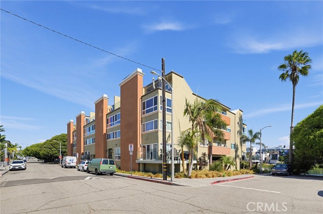 Front Image Thumbnail for CRPW26231351