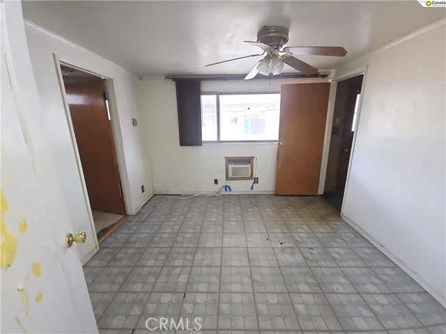 Detail Gallery Image 18 of 27 For 3581 E Alta, Fresno,  CA 93702 - 3 Beds | 2 Baths