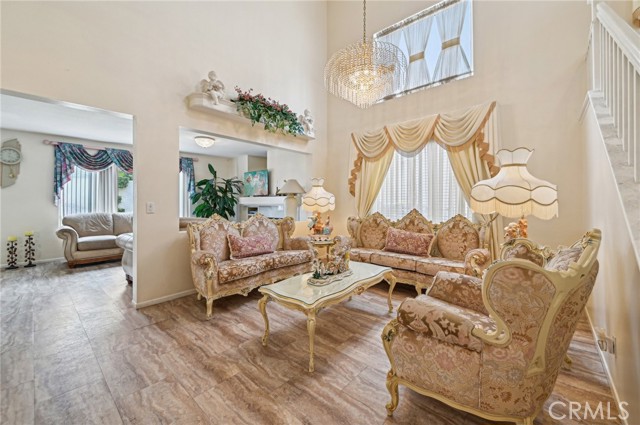 220 S Linhaven Circle, Anaheim CA: https://media.crmls.org/medias/8788ec76-e935-41c4-90b2-b59a91285ac0.jpg