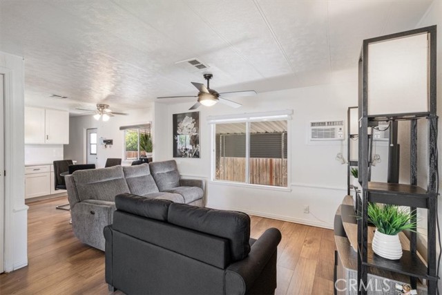 26871 Alessandro, Moreno Valley CA: https://media.crmls.org/medias/878990f7-9159-4c7a-b228-9d7130bb4cde.jpg