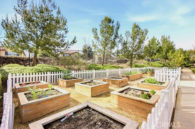 Detail Gallery Image 25 of 27 For 2291 Peach Ct, Upland,  CA 91786 - 3 Beds | 3/1 Baths