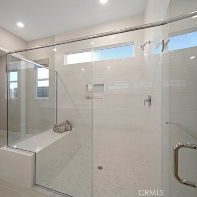 Detail Gallery Image 17 of 35 For 29409 via Diamante, Valencia,  CA 91354 - 3 Beds | 3/1 Baths