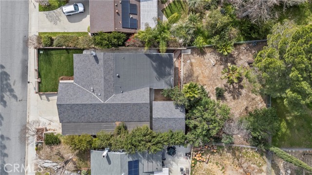 Detail Gallery Image 2 of 38 For 28515 Winterdale, Canyon Country,  CA 91387 - 3 Beds | 2 Baths