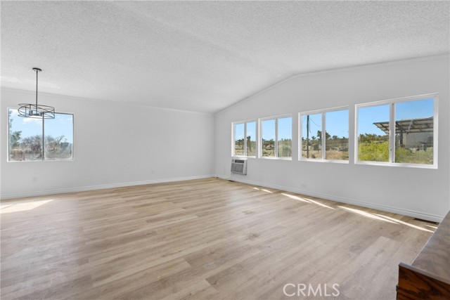 11535 Rosado Road, Pinon Hills CA: https://media.crmls.org/medias/878ad5d0-e5e2-4a16-a7af-b60d7bac4006.jpg