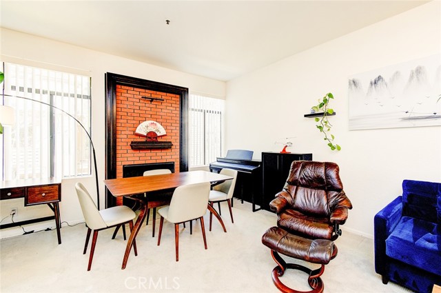 Detail Gallery Image 16 of 59 For 2563 Plaza Del Amo #204,  Torrance,  CA 90503 - 2 Beds | 2 Baths