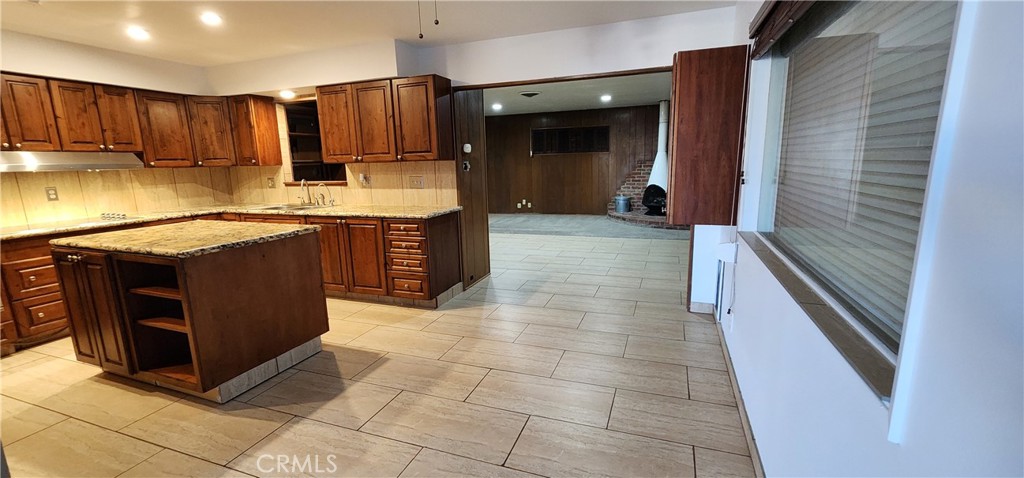 MLS #OC25246582 image #10