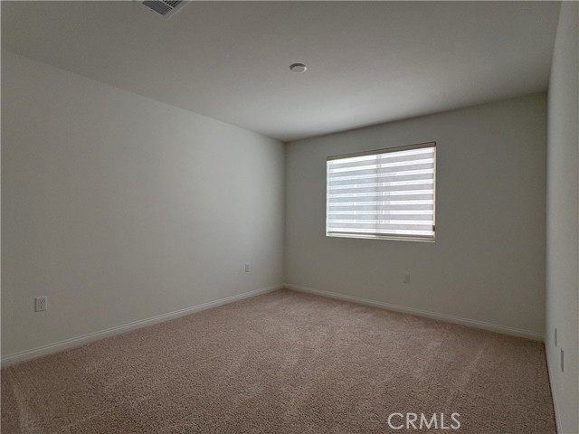 4216 South Hummingbird Paseo, Ontario CA: https://media.crmls.org/medias/878c29f5-c3f1-4382-af30-14f297e1e040.jpg