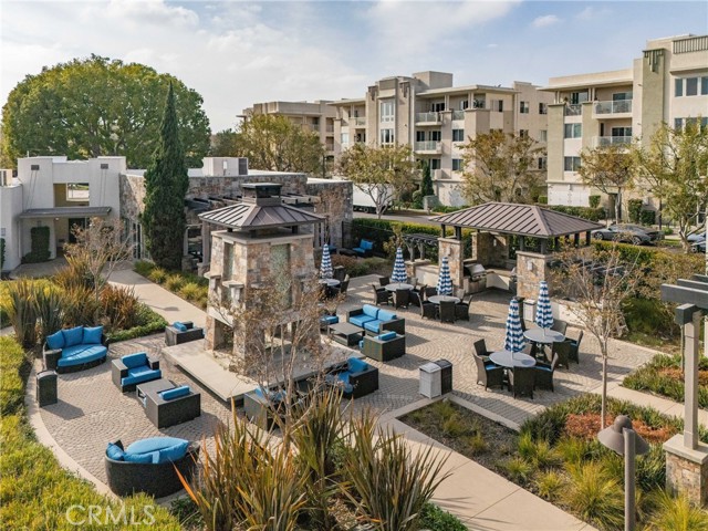 Detail Gallery Image 58 of 60 For 12921 Mission Avenue #102,  Hawthorne,  CA 90250 - 2 Beds | 2/1 Baths