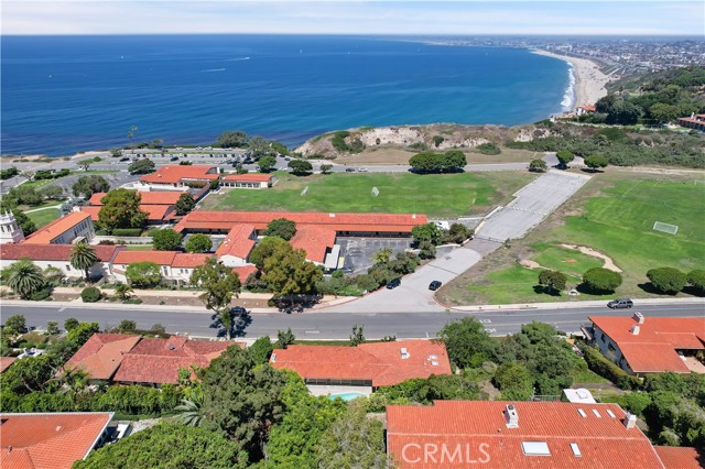 360 Via Almar, Palos Verdes Estates, California 90274, 3 Bedrooms Bedrooms, ,2 BathroomsBathrooms,Residential,For Sale,Via Almar,PV24255017