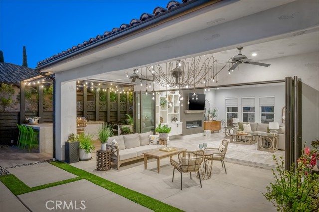 Detail Gallery Image 52 of 64 For 2318 Vista Grande, Vista,  CA 92084 - 5 Beds | 4 Baths