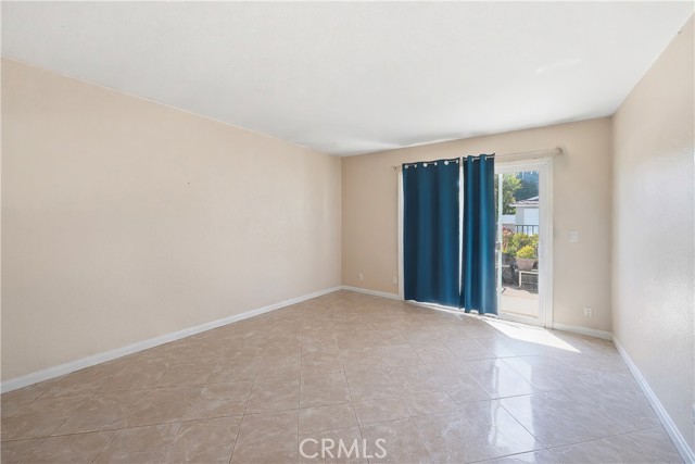 Detail Gallery Image 12 of 21 For 7851 Cypress, Huntington Beach,  CA 92647 - – Beds | – Baths