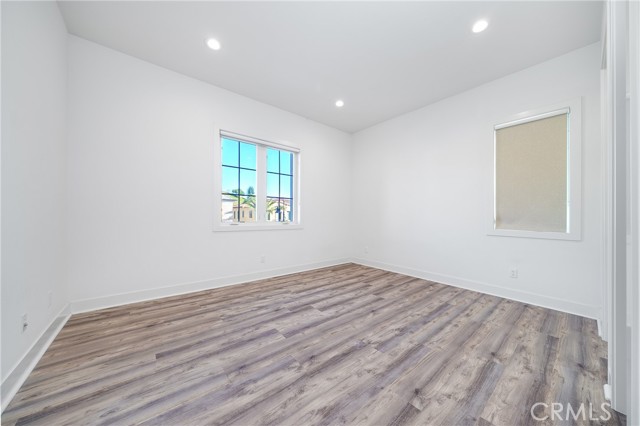56 Egret, Irvine CA: https://media.crmls.org/medias/878dac23-4b06-436f-b73e-8409301c714e.jpg