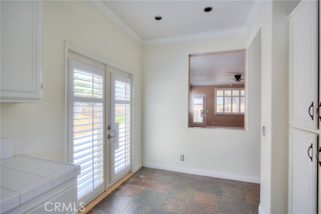 6052 Kohlberry Court, Riverside CA: https://media.crmls.org/medias/878eea84-7b07-44d9-8e91-5cbd5b6ec206.jpg