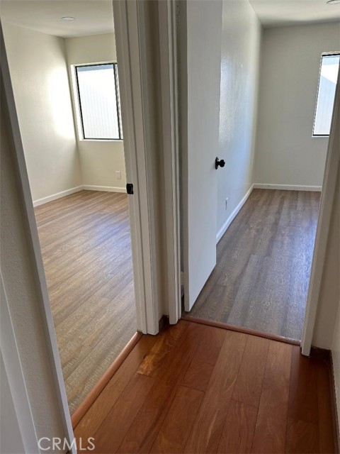 10475 Newhome Avenue, Sunland CA: https://media.crmls.org/medias/878efdd7-4e33-4561-8ead-f74a3e04d876.jpg