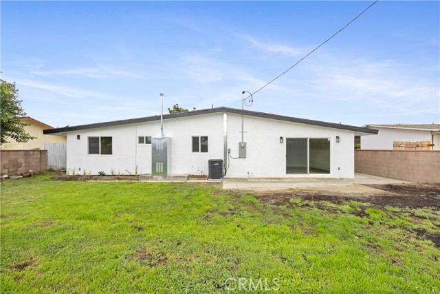 1758 Bainbridge Street, Pomona CA: https://media.crmls.org/medias/878f5271-749a-400d-a833-53d14938e185.jpg