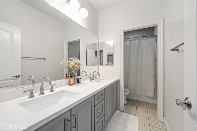 34150 Starpoint Street, Temecula CA: https://media.crmls.org/medias/878fc1e2-6676-4928-b6ab-0133cee30f85.jpg