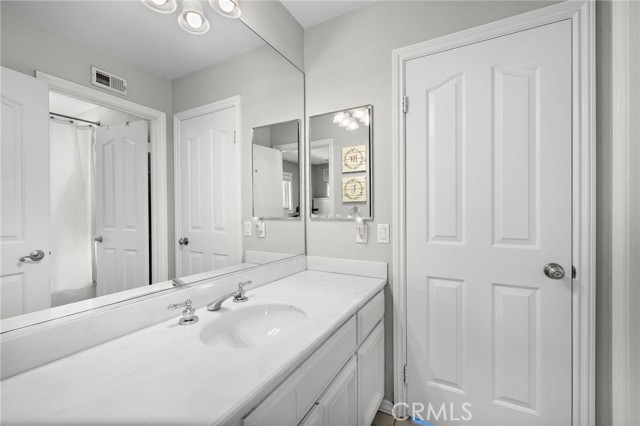 Detail Gallery Image 26 of 35 For 20 Highpoint, Rancho Santa Margarita,  CA 92679 - 4 Beds | 3/1 Baths