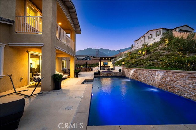 Detail Gallery Image 4 of 73 For 4991 Naples Way, Rancho Cucamonga,  CA 91739 - 4 Beds | 3/1 Baths