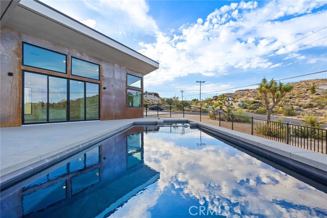 6218 Farrelo Road, Yucca Valley CA: https://media.crmls.org/medias/87907c24-ee95-48b2-afbc-68723c512d9c.jpg