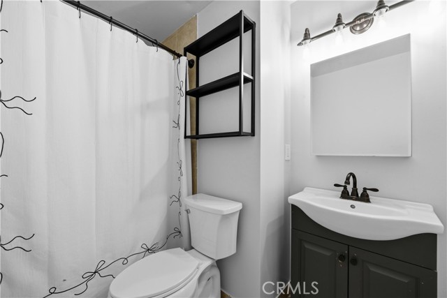 Image 18 of 34 For 273 Solano  