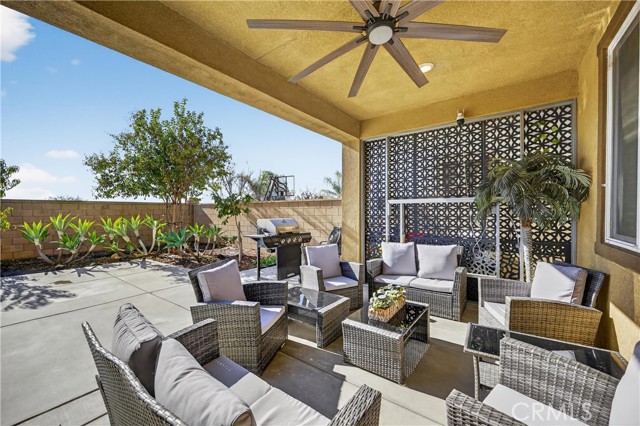 Detail Gallery Image 45 of 64 For 15507 Vanilla Bean Ln, Fontana,  CA 92336 - 4 Beds | 3/1 Baths